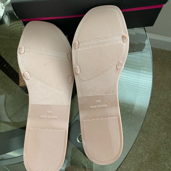 Vincent Camuto Blush Upscale Blinged-Out Jellie Sandals - Picture 7 of 8